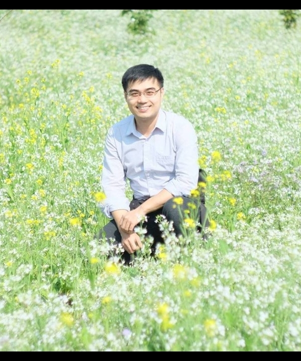 TS. Nguyễn Hoàng Nam
